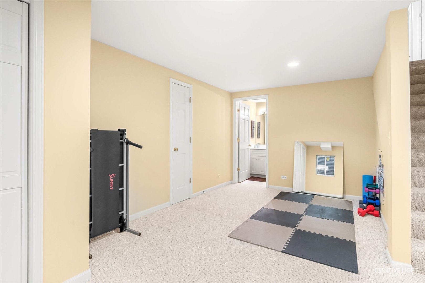 2543 Dewes Lane Naperville, IL 60564 - Photo 21 of 47 a bedroom with a bed and a mirror