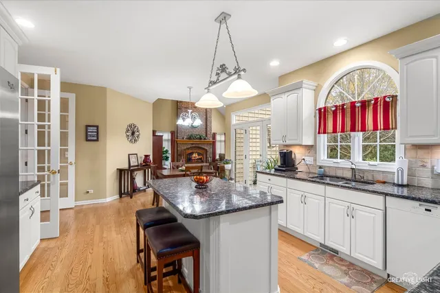 $849,948 | 2543 Dewes Lane, Naperville, IL 60564