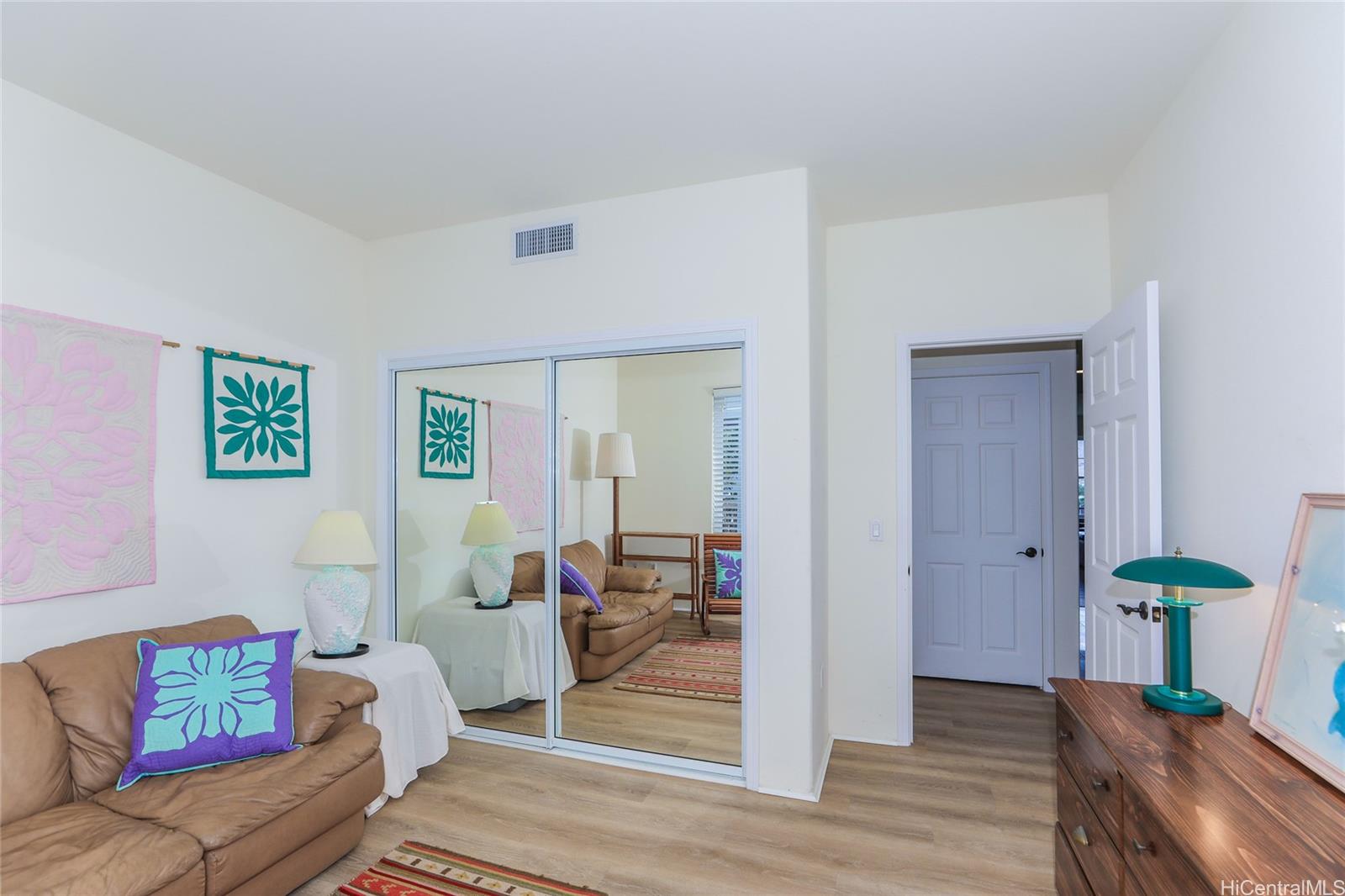 520 Lunalilo Home Road, Unit 8404 Honolulu, HI 96825 - Photo 17 of 25 Guest bedroom!