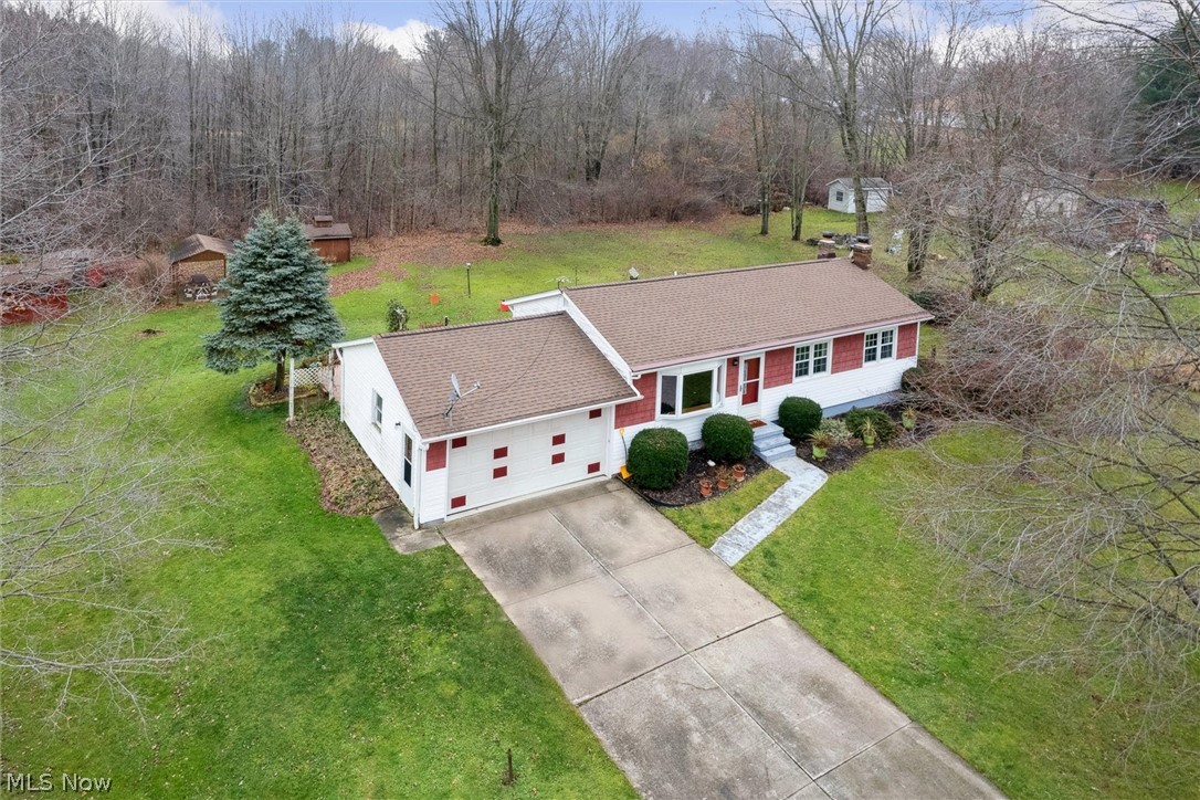 9685 Venus Road Chardon, OH 44024 - Photo 29 of 30 Front