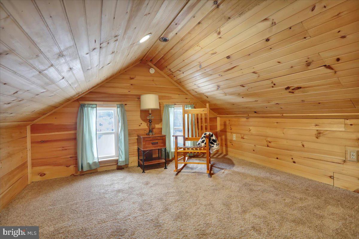 65 Mexico Road Pine Grove, PA 17963 - Photo 28 of 40 a view of a patio with table and chairs