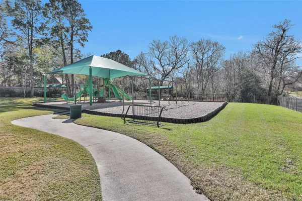$160,000 | 12100 Melville Drive, Unit 708G, Montgomery, TX 77356
