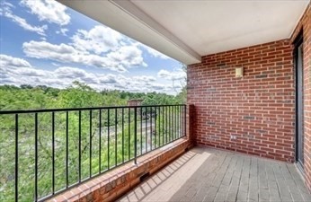 1850 Beacon Street, Unit 404 Brookline, MA 02445 - Photo 34 of 35