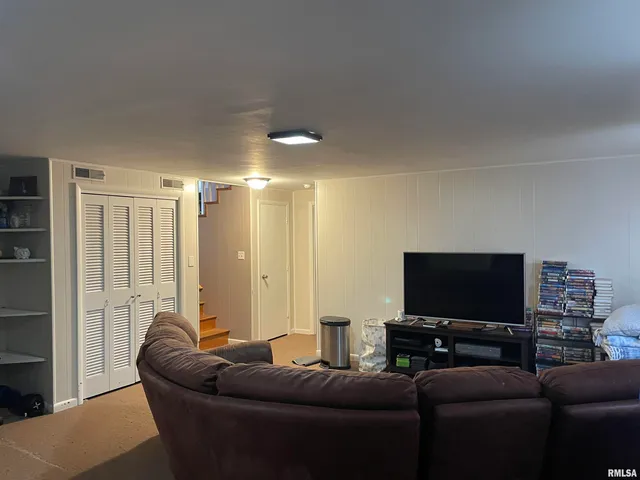 $159,900 | 217 Apple Lane, Anna, IL 62906