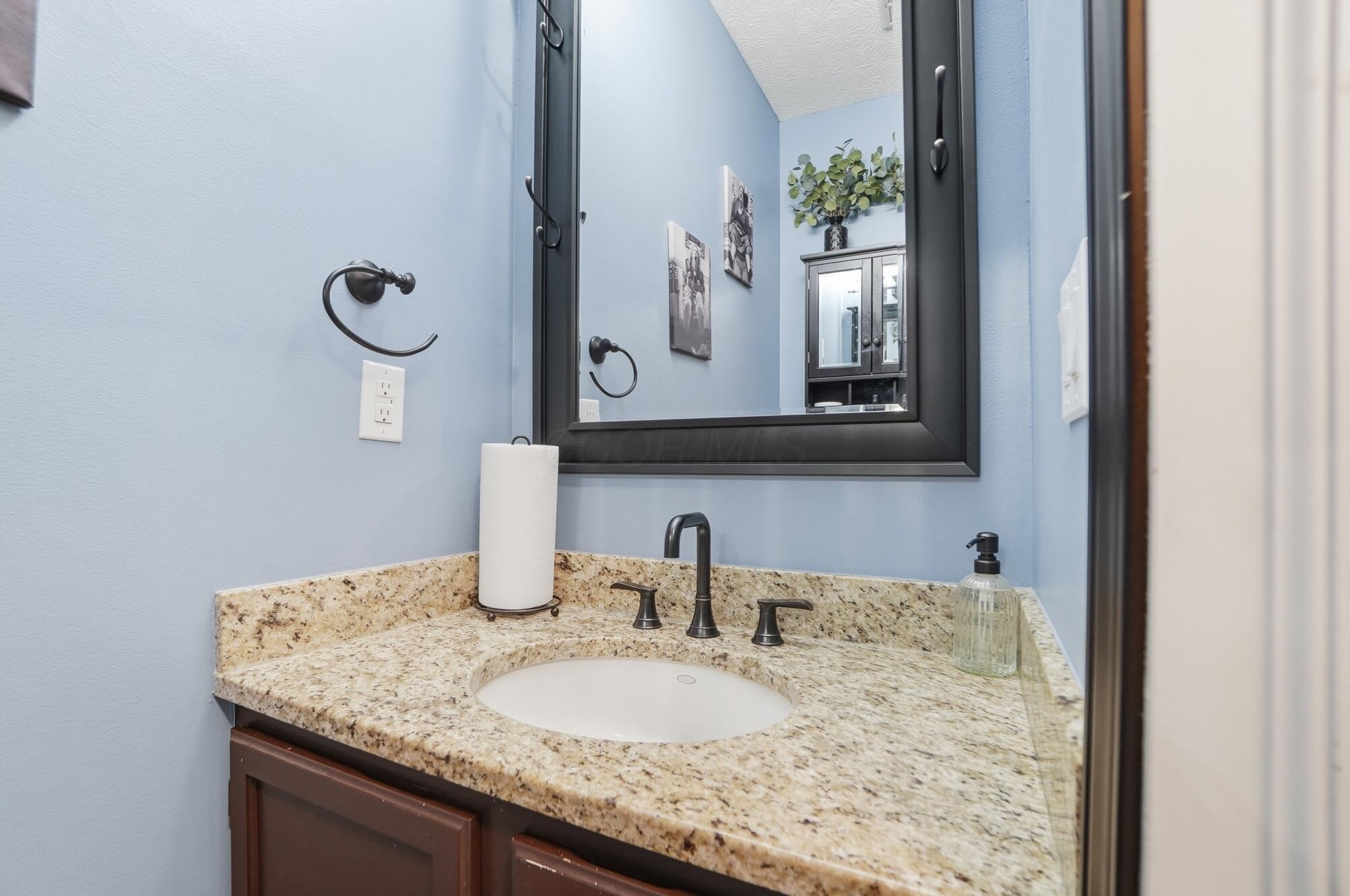 1199 Riva Ridge Boulevard Columbus, OH 43230 - Photo 37 of 95 Half Bath