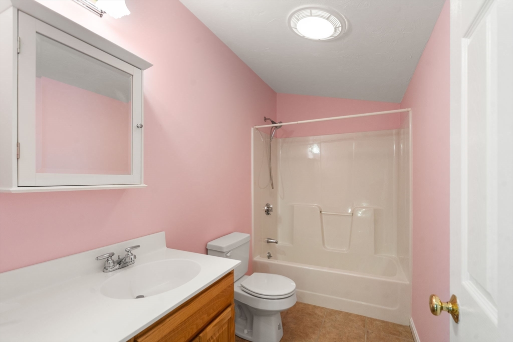 18 Haven Way, Unit 18 Ashland, MA 01721 - Photo 25 of 41