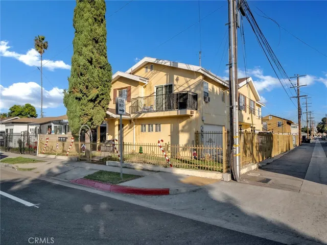 a view of a large building