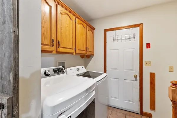 $475,000 | 41 Betty Spring Road, Gardner, MA 01440
