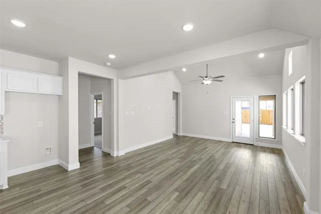 $314,970 | 1640 Mdw Crst Drive, Aubrey, TX 76227