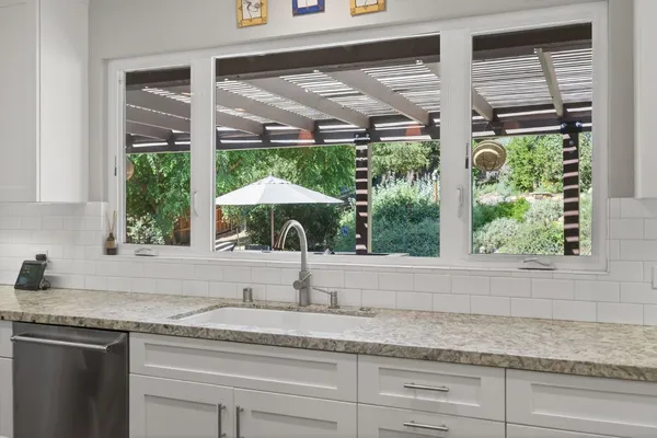 $1,350,000 | 525 South Ventura Street, Ojai, CA 93023