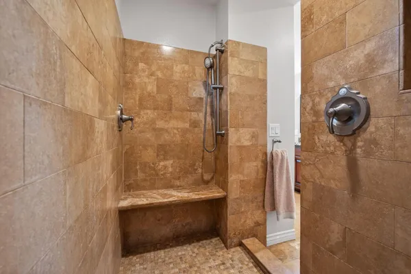 $1,350,000 | 525 South Ventura Street, Ojai, CA 93023