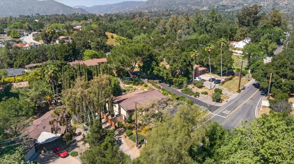 $1,350,000 | 525 South Ventura Street, Ojai, CA 93023