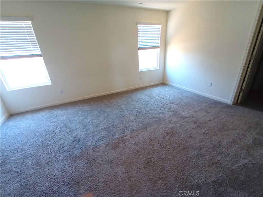 4244 Rutherford Avenue Merced, CA 95348 - Photo 11 of 23 an empty room with a window