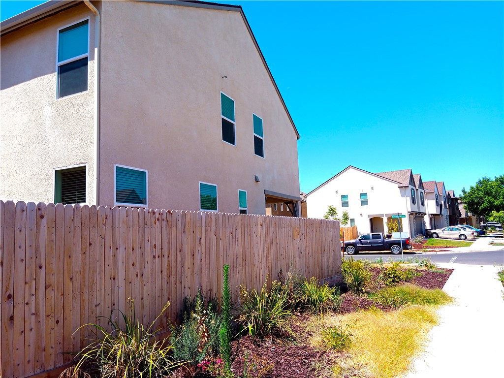 4244 Rutherford Avenue Merced, CA 95348 - Photo 21 of 23 a front view of a house with a yard