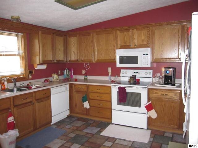 12016 Country River Drive Rives Junction, MI 49277 - Photo 4 of 12 Photo 5