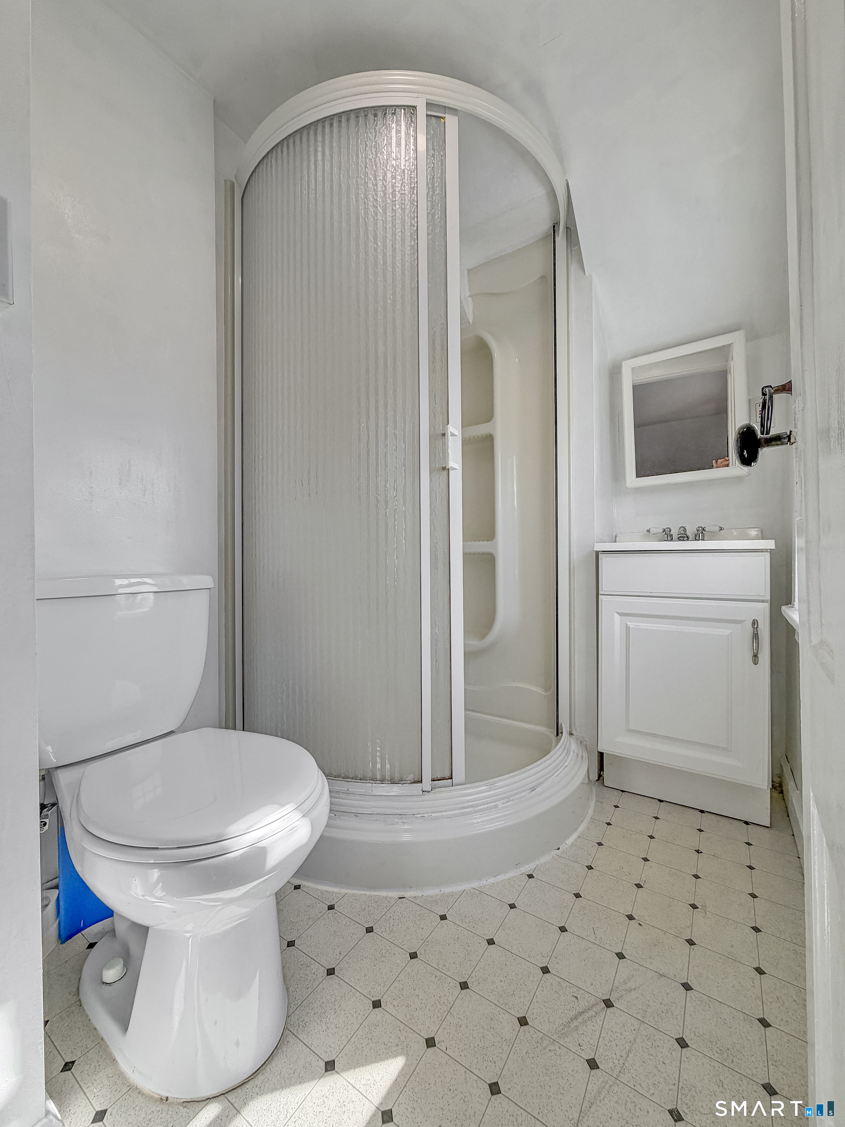 83 Kenyon Street Hartford, CT 06105 - Photo 32 of 36