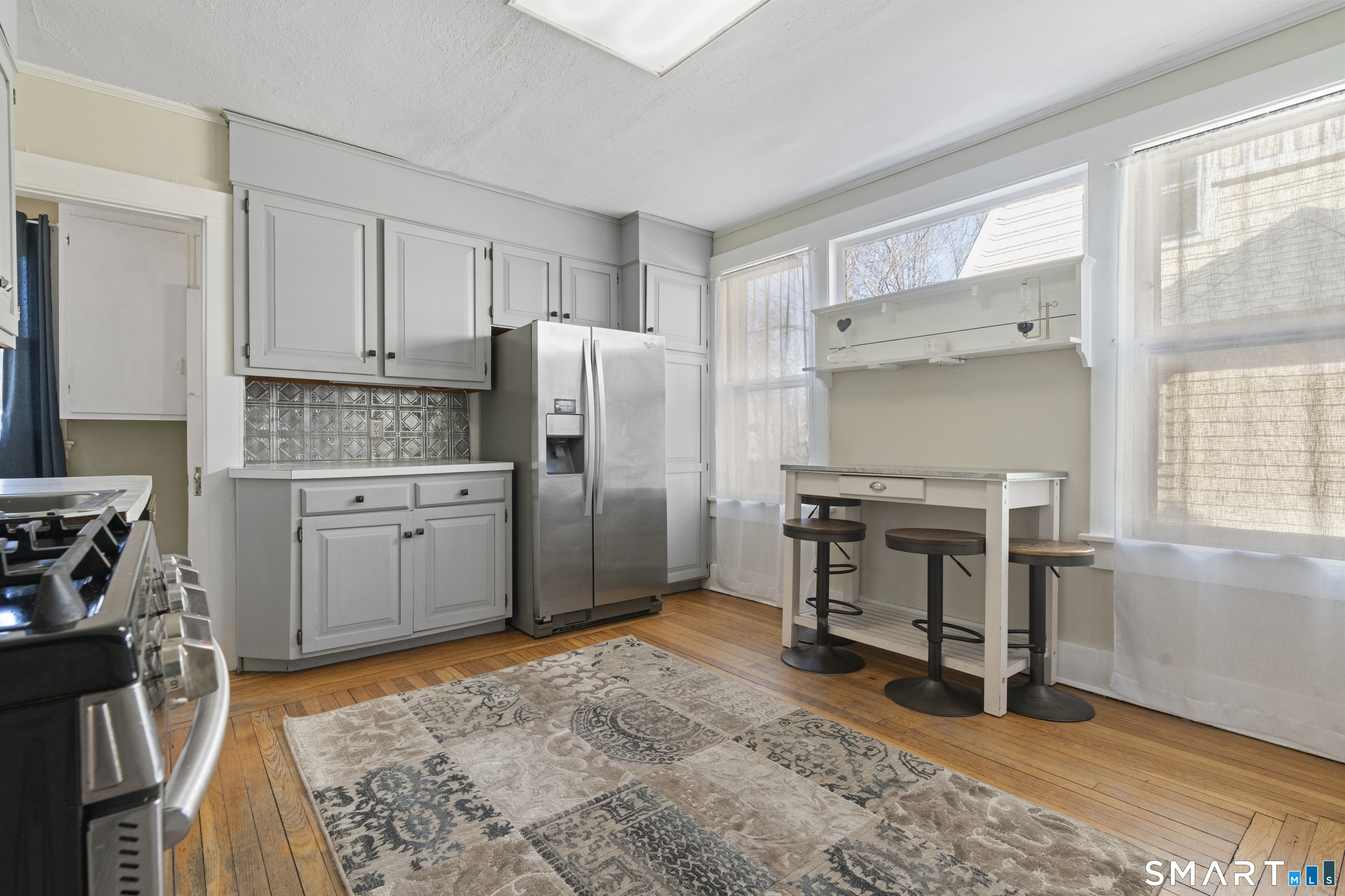 83 Kenyon Street Hartford, CT 06105 - Photo 6 of 36
