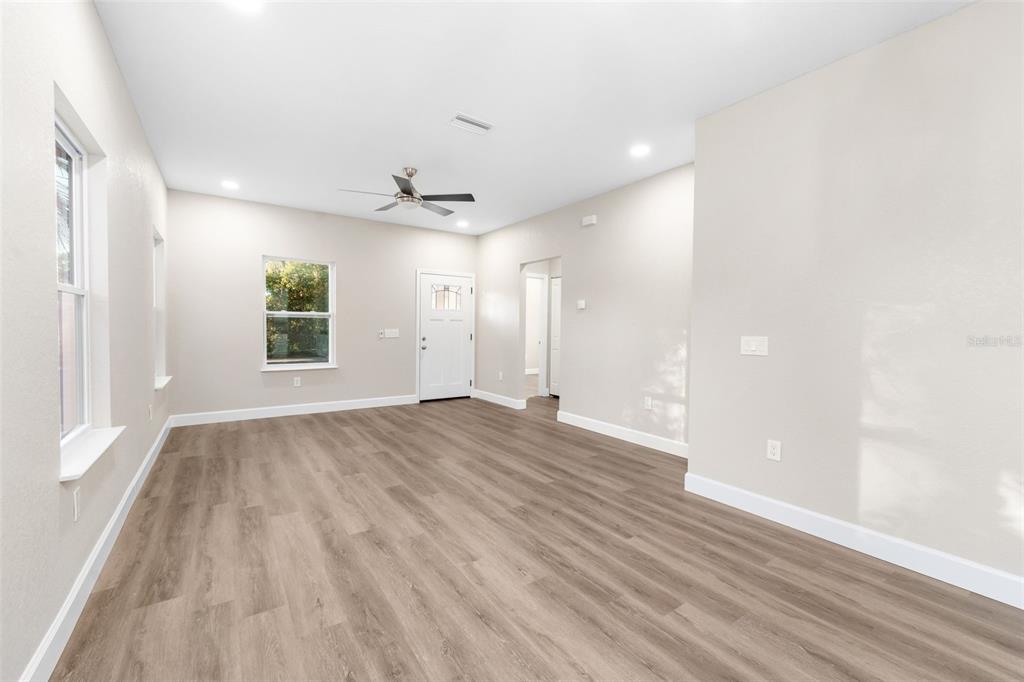 2016 Northeast 3rd Avenue Gainesville, FL 32641 - Photo 9 of 35