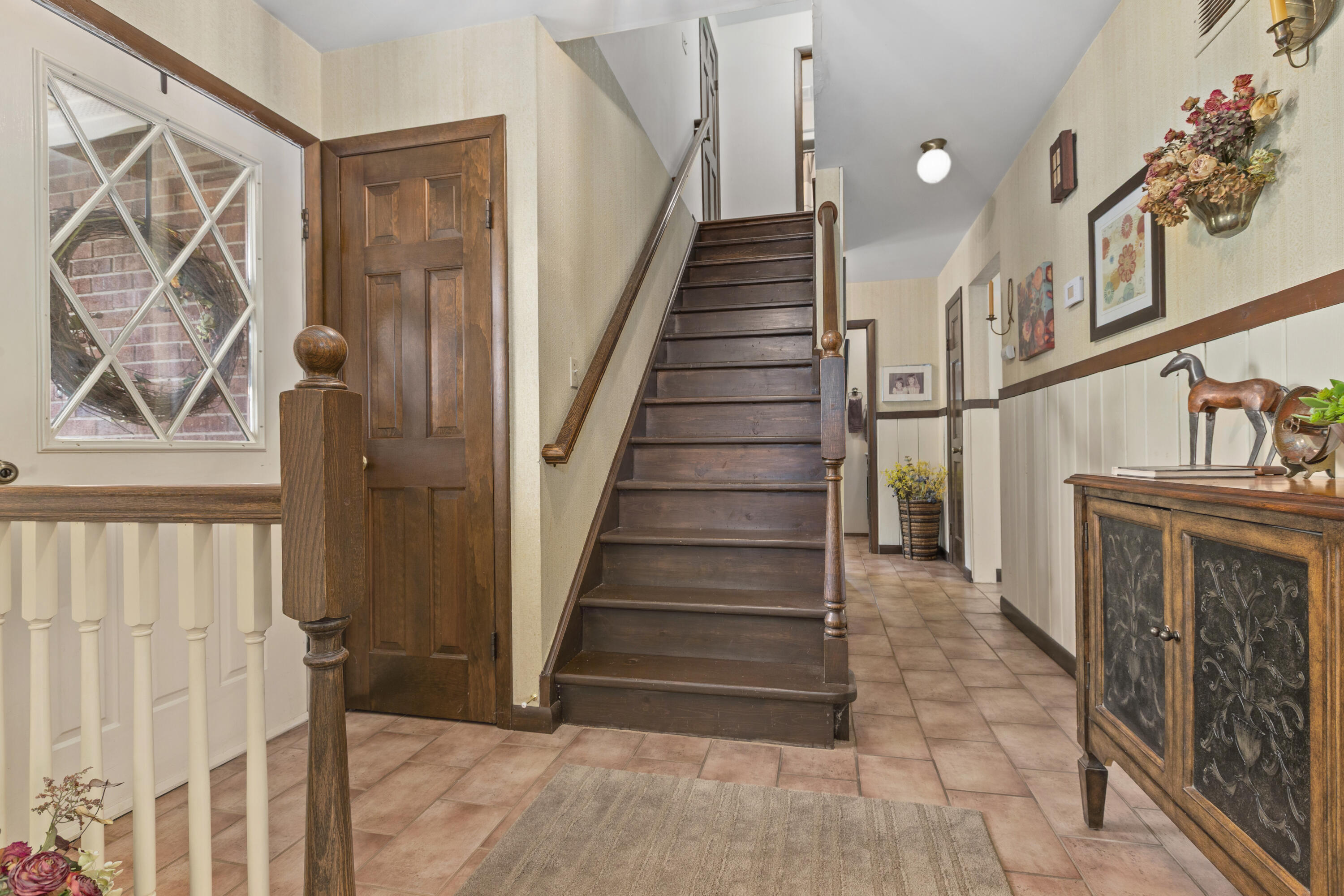 328 East Tratebas Road Valparaiso, IN 46383 - Photo 18 of 48 a view of an entryway with wooden floor