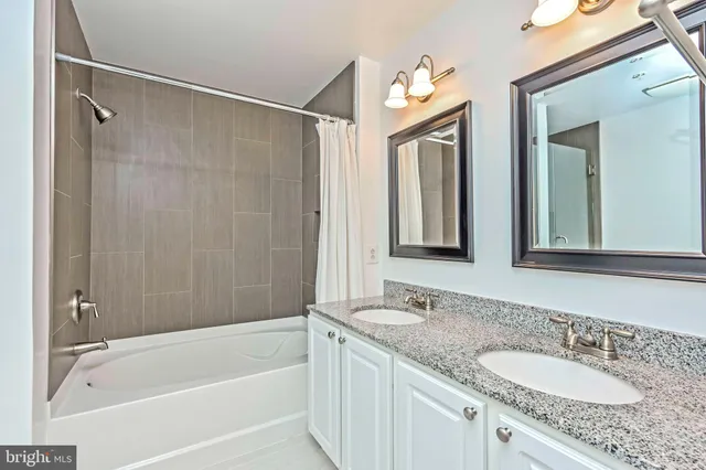 $3,200 | 3600 South Glebe Road, Unit 221W, Arlington, VA 22202