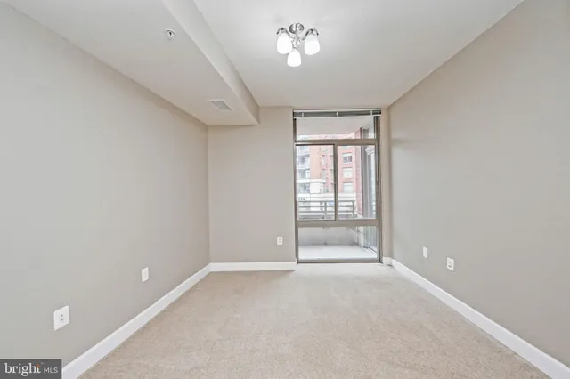 $3,200 | 3600 South Glebe Road, Unit 221W, Arlington, VA 22202