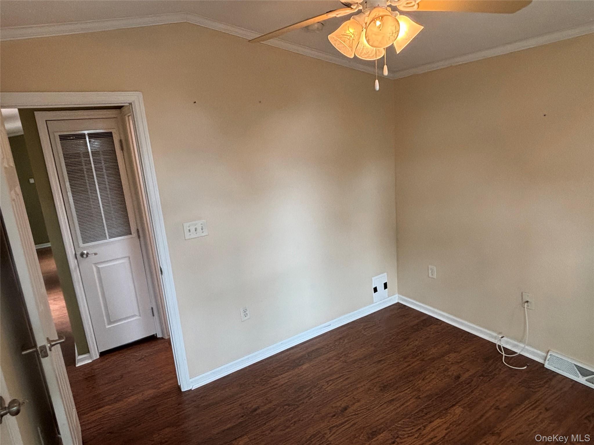 1661 Old Country Road, Unit 84 Riverhead, NY 11901 - Photo 19 of 34