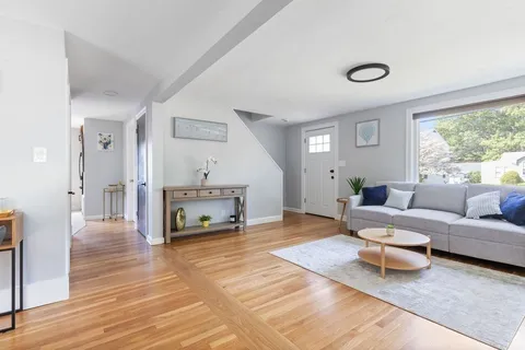 $749,000 | 149 Oak Street, Natick, MA 01760
