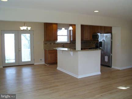 9 Edgeclift Road Towson, MD 21286 - Photo 19 of 22 Dining Room