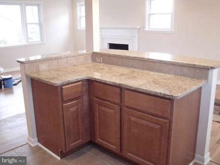 9 Edgeclift Road Towson, MD 21286 - Photo 5 of 22 Kitchen