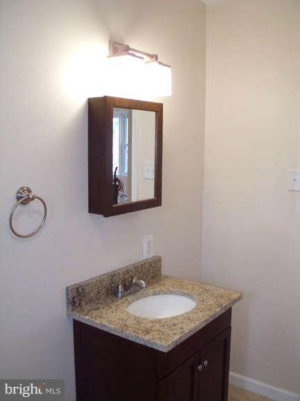 9 Edgeclift Road Towson, MD 21286 - Photo 7 of 22 Bath