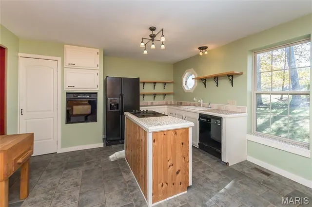 $400,000 | 3924 Indian Ridge Lane, Defiance, MO 63341