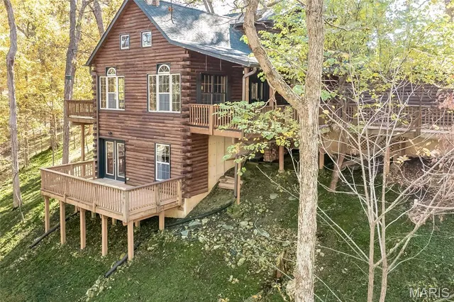 $400,000 | 3924 Indian Ridge Lane, Defiance, MO 63341