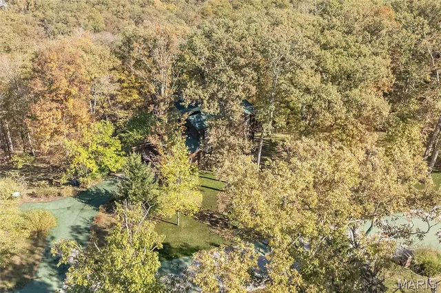 $400,000 | 3924 Indian Ridge Lane, Defiance, MO 63341