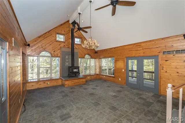 $400,000 | 3924 Indian Ridge Lane, Defiance, MO 63341