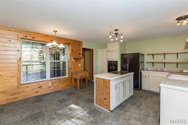 $400,000 | 3924 Indian Ridge Lane, Defiance, MO 63341