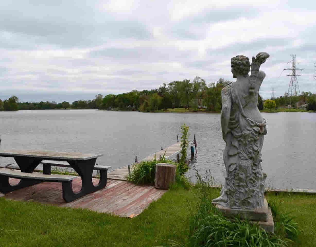 4052 East Pierson Road Flint, MI 48506 - Photo 3 of 40 21298646-2.JPG