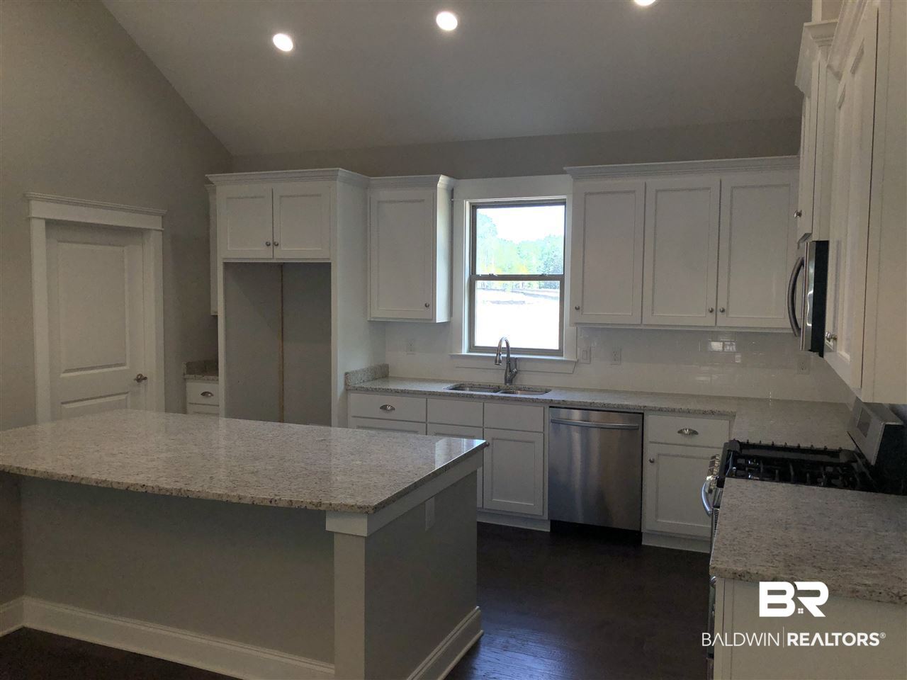 31708 Canopy Loop Daphne, AL 36527 - Photo 3 of 21
