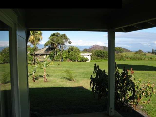 21 Awalau Road Haiku, HI 96708 - Photo 19 of 30 a view of sky from window
