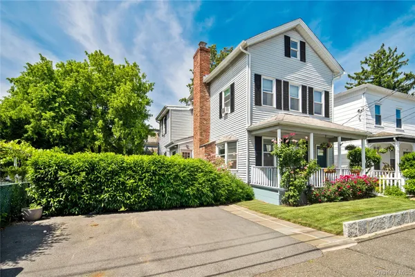 $925,000 | 11 Devoe Street, Dobbs Ferry, NY 10522