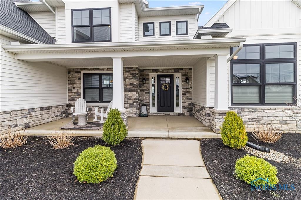 105 Waverly Point Road Perrysburg, OH 43551 - Photo 3 of 50 Gallery Image 3