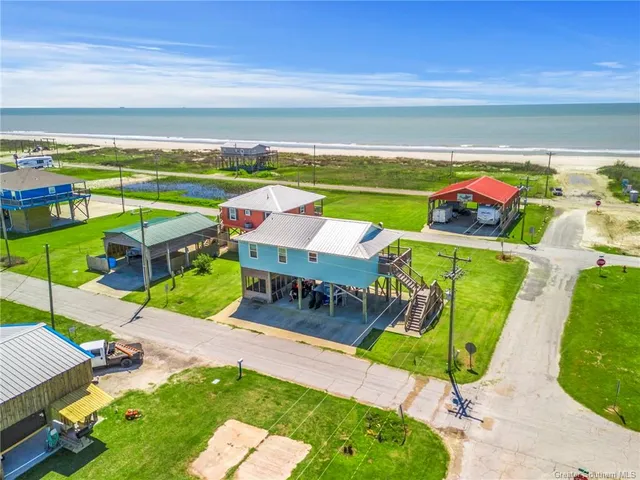 $360,000 | 403 Lafitte Boulevard, Cameron, LA 70631