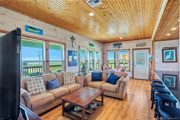 $360,000 | 403 Lafitte Boulevard, Cameron, LA 70631