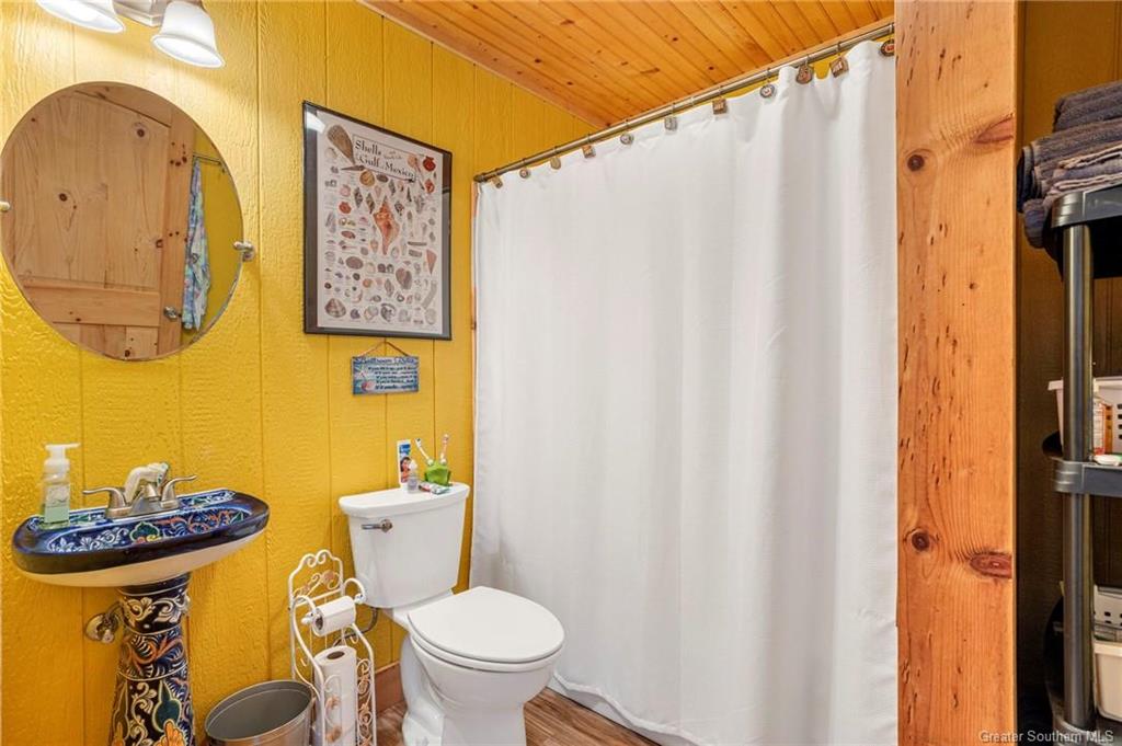 403 Lafitte Boulevard Cameron, LA 70631 - Photo 8 of 16