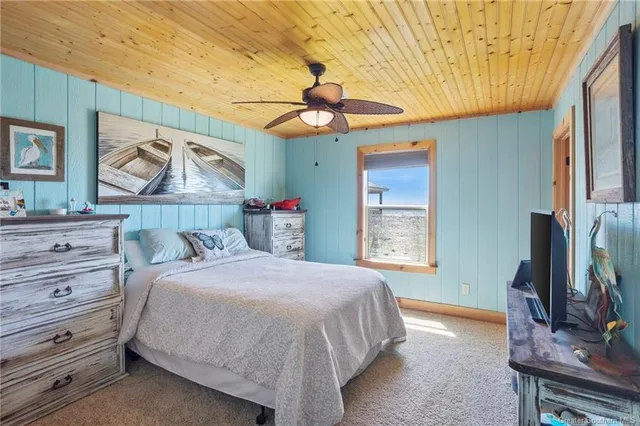 $360,000 | 403 Lafitte Boulevard, Cameron, LA 70631