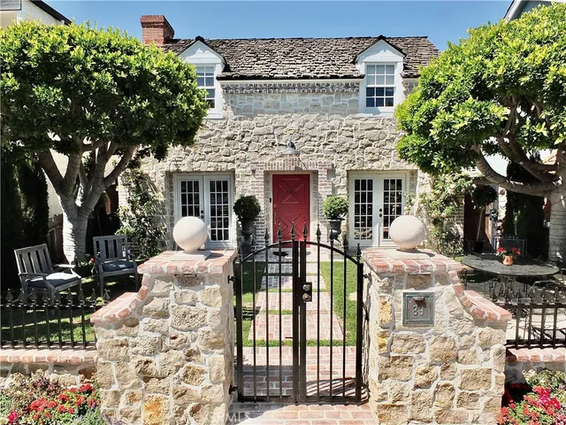 $10,000 | 89 Rivo Alto Canal, Long Beach, CA 90803