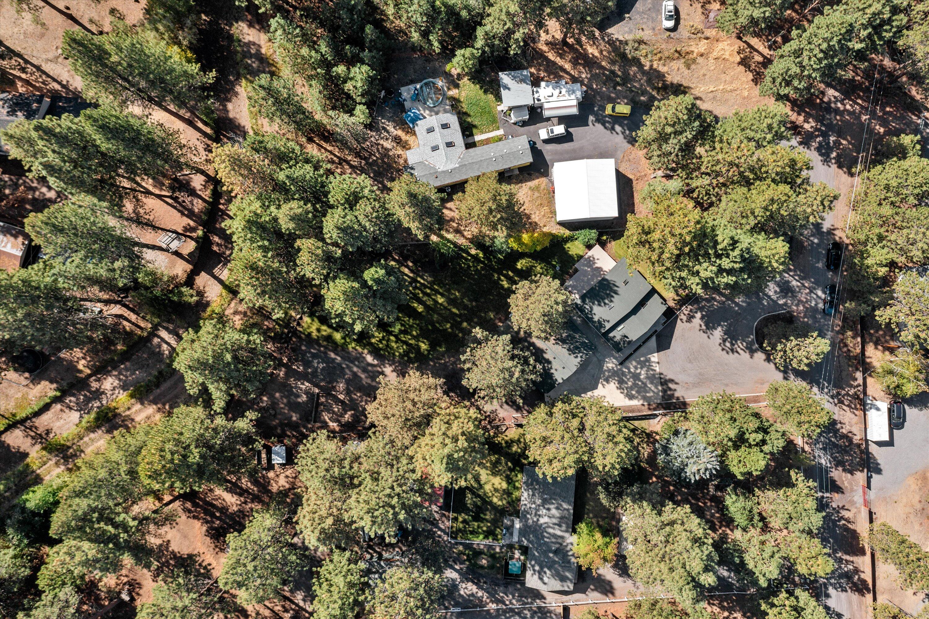 19245 Indian Summer Road Bend, OR 97702 - Photo 14 of 22 39-DJI_0390_JILLROSELL 231001