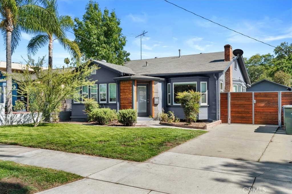 4190 Cover Street Riverside, CA 92506 - Photo 4 of 57