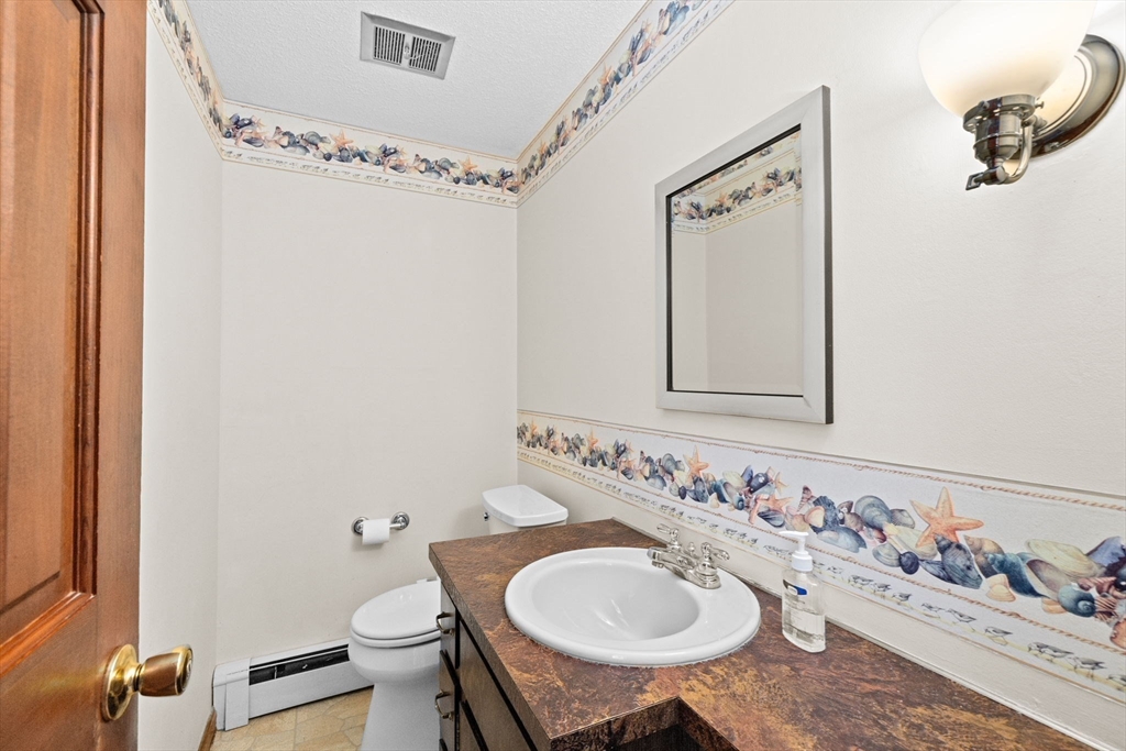 91 Observatory Waye Marshfield, MA 02050 - Photo 20 of 42