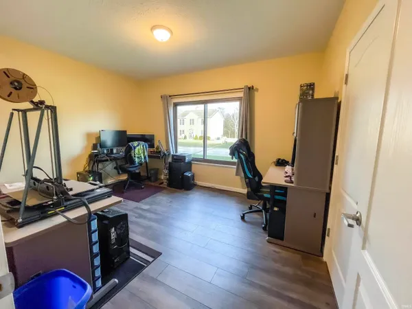 $414,900 | 59699 Park Side Drive, Elkhart, IN 46517