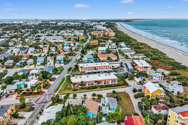 a black and white photo of a living room